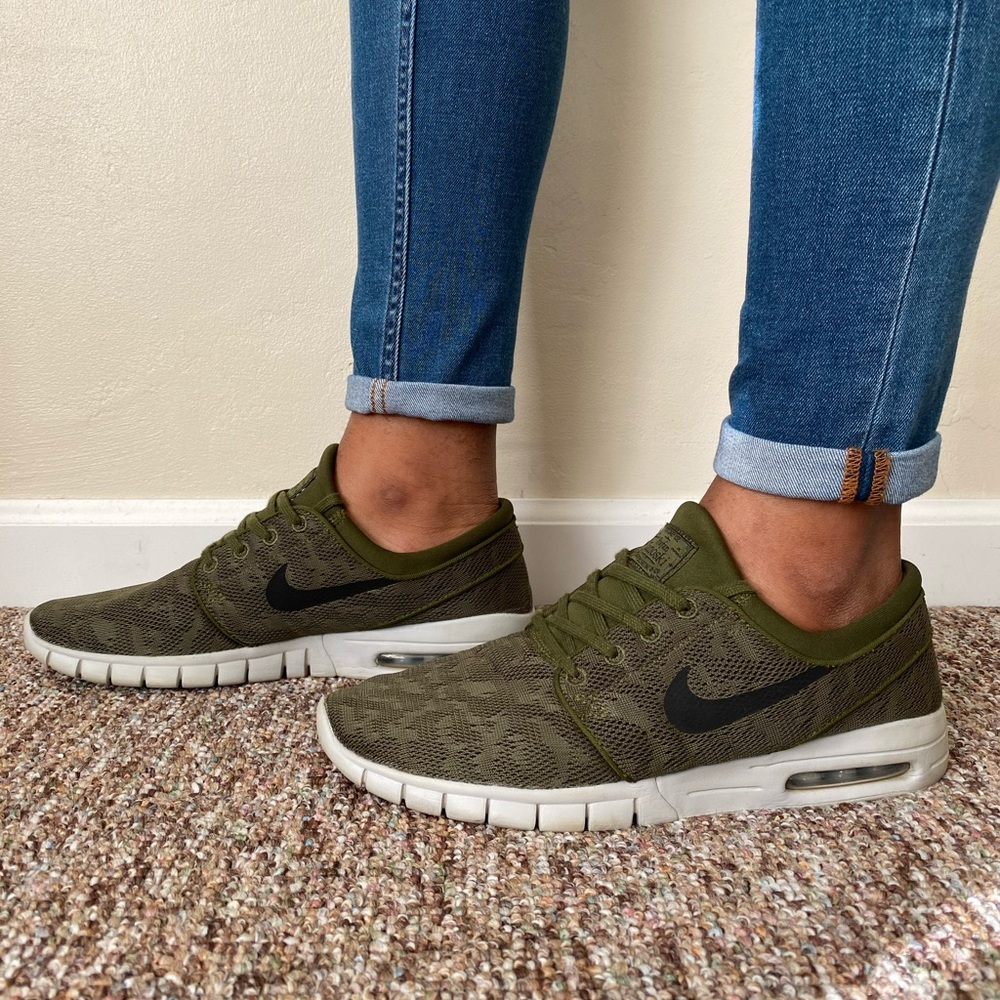 Olive Green Nike Air Stefan Janoski Sneakers